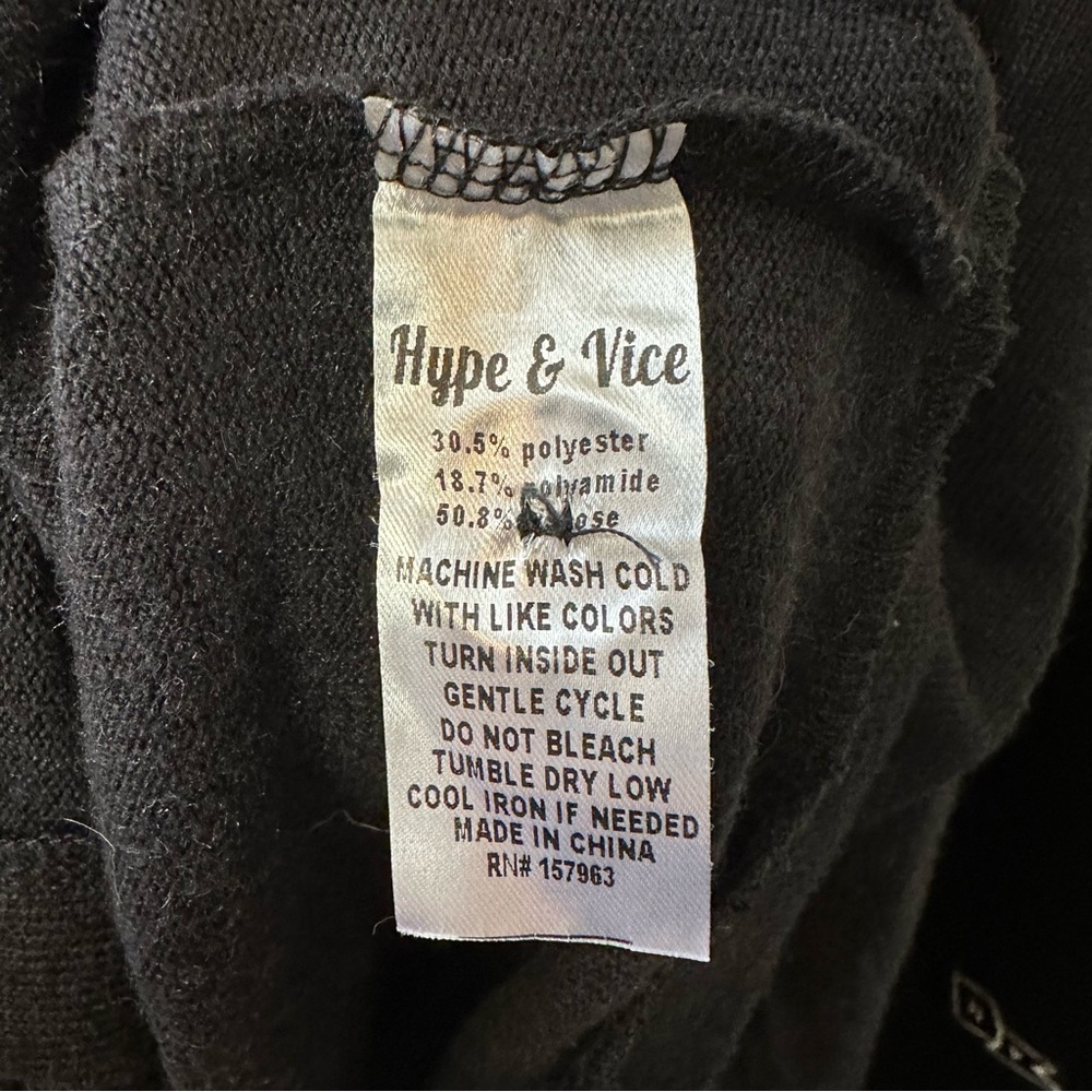 Hype and Vice Soft Iowa Ace Long Sleeve Button Down Cardigan Women’s Size Large - Picture 10 of 11